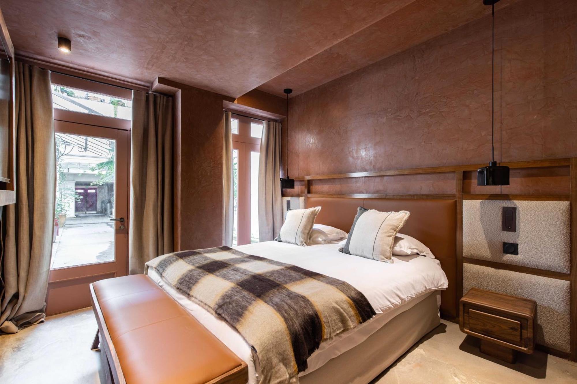 Exceptional Duplex - 6br-12p - Montorgueil